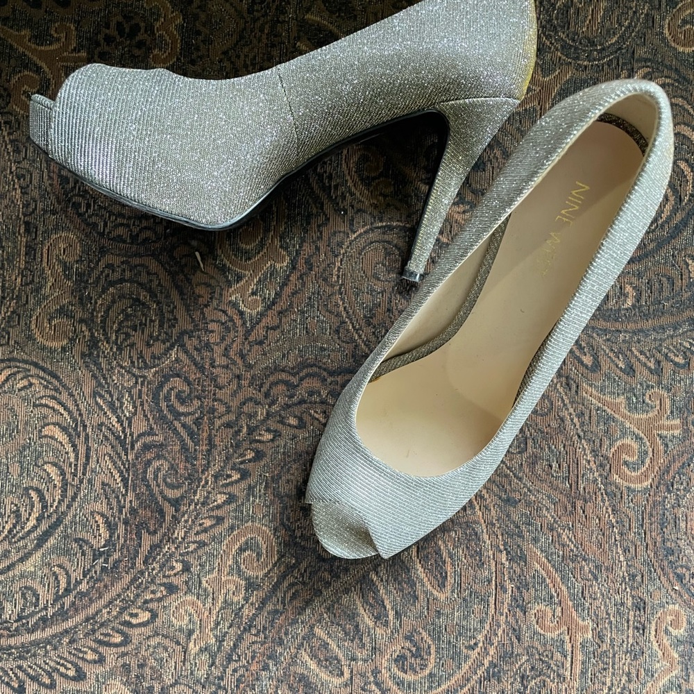 Nine West Gold heels